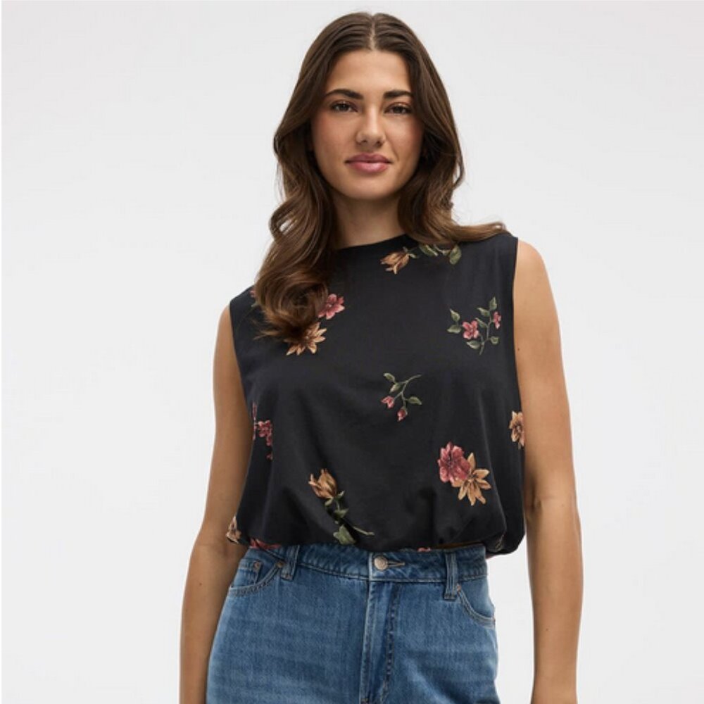 Reitmans Crew Neck Tank with Bubble Hem